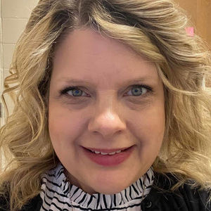 Meet your Posher, Marianne